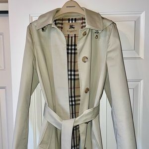 Vintage Burberry Classic Trench Coat
